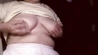 Sesuatu untuk video sex pejabat indonesia dilakukan dengan mulut dan toket besar