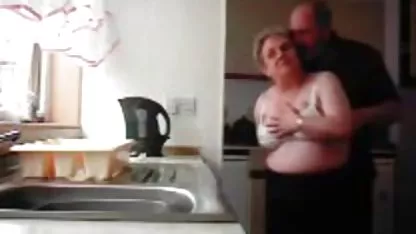 Istri mainan baru xxx artis indo hot