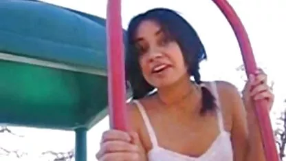 Sepong MILF bokep seks indo perawat Rachel Travers dirinya